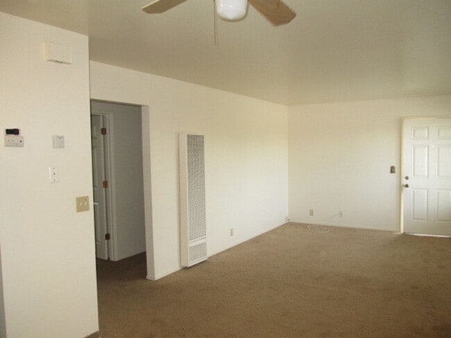 Building Photo - Downstairs apartment in Rocklin 4plex