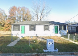 Building Photo - 485 Mellon St