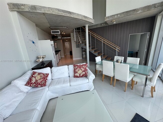 Foto del edificio - 690 SW 1st Ct