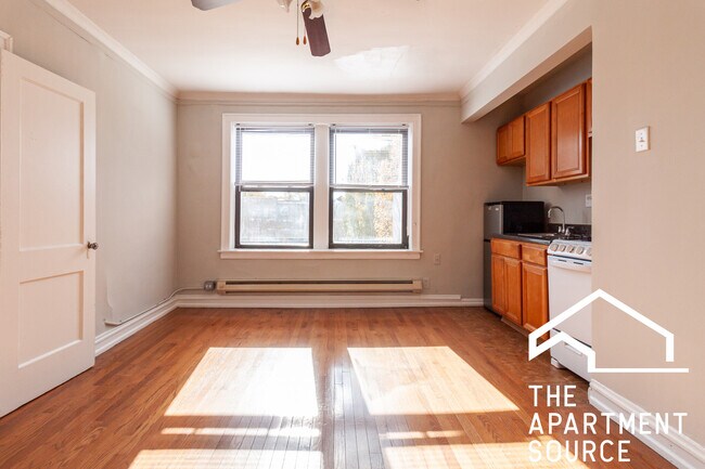 Foto del edificio - 4546 N Damen Ave