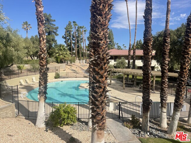 Building Photo - 2875 N Los Felices Rd