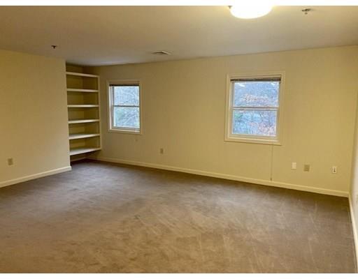 Foto del edificio - 33 Enterprise St