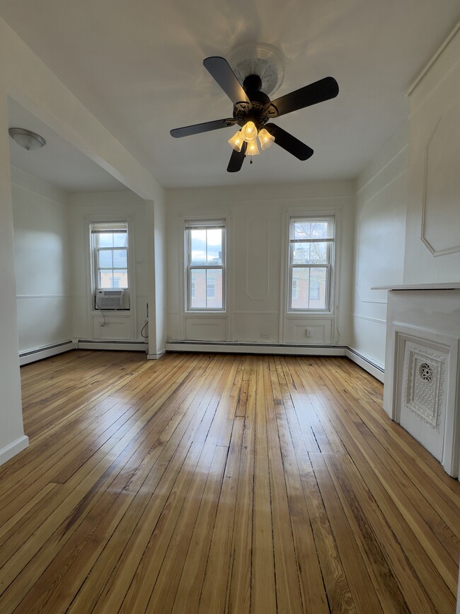 Foto del edificio - 354 7th St