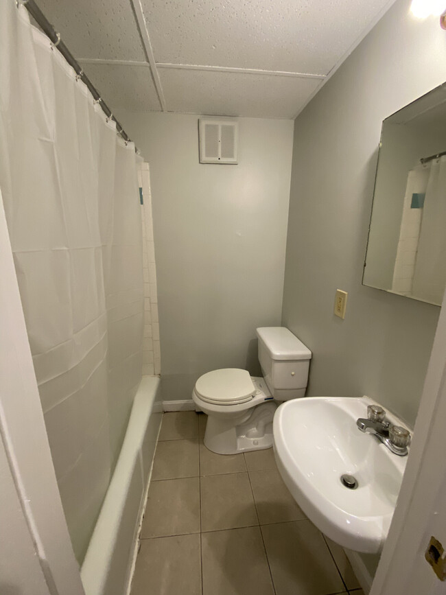 Building Photo - 478 Beacon St
