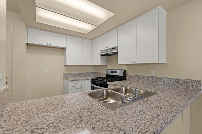 Building Photo - 12737 Rosecrans Ave