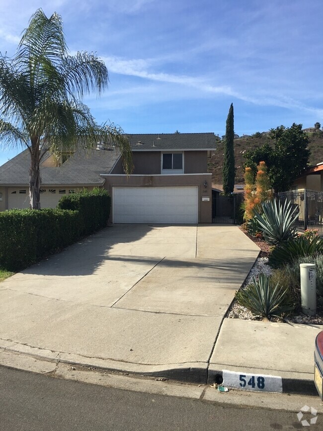 Building Photo - 548 Carrie Cir