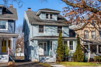 Building Photo - 51 Riggs Pl