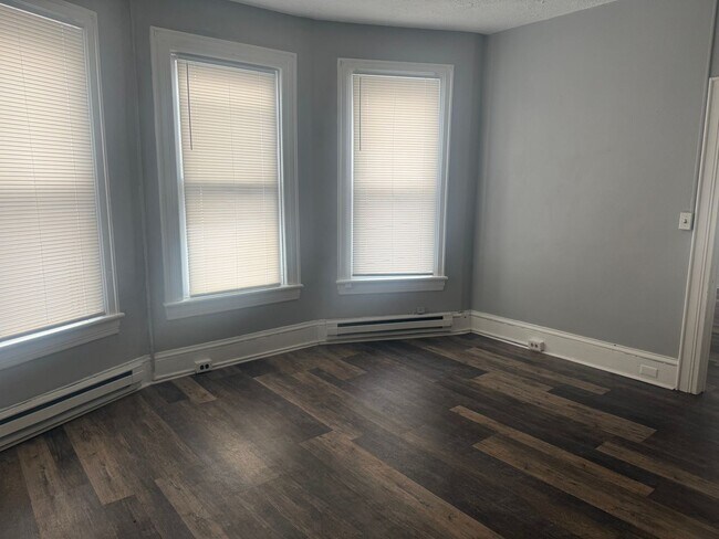 Foto del edificio - 500 N Mulberry St