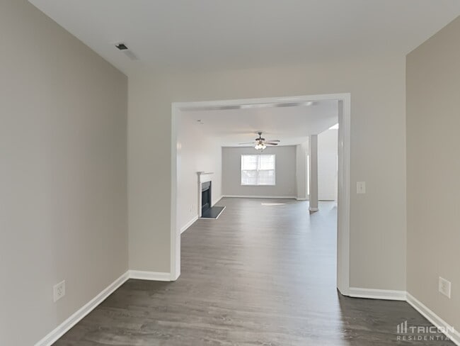 Foto del edificio - 1482 Kindred Cir NW