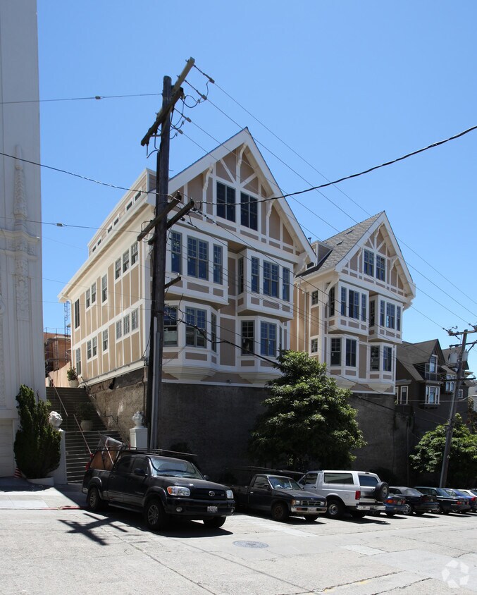 Primary Photo - 1111 - 1133 Green Street