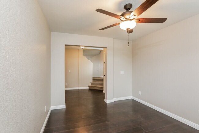 Foto del edificio - 4072 E Mica Rd