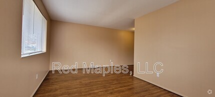 Building Photo - 4048 Esseldale Dr