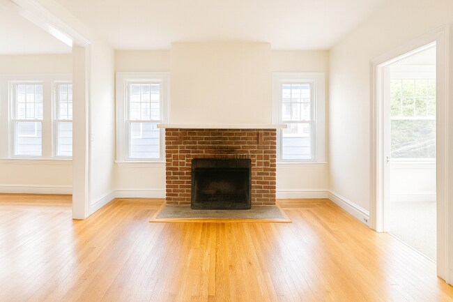 Foto del edificio - 10 Walden St