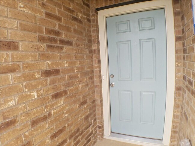 Foto del edificio - 15100 Harkness Pass