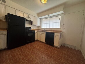 Building Photo - 6405 Westward St