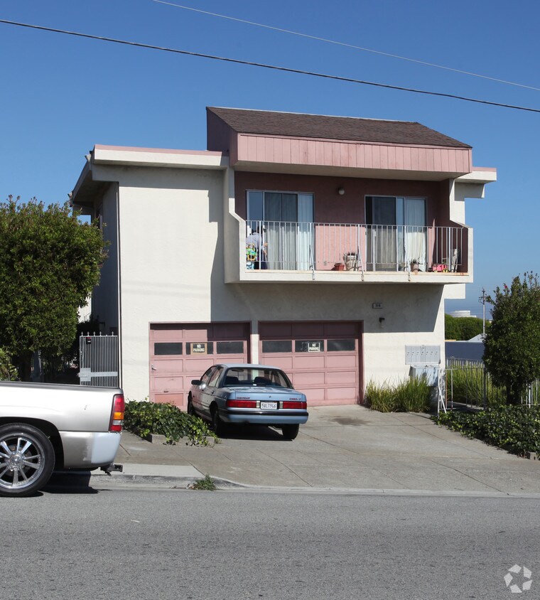 Building Photo - 316 Commercial Ave