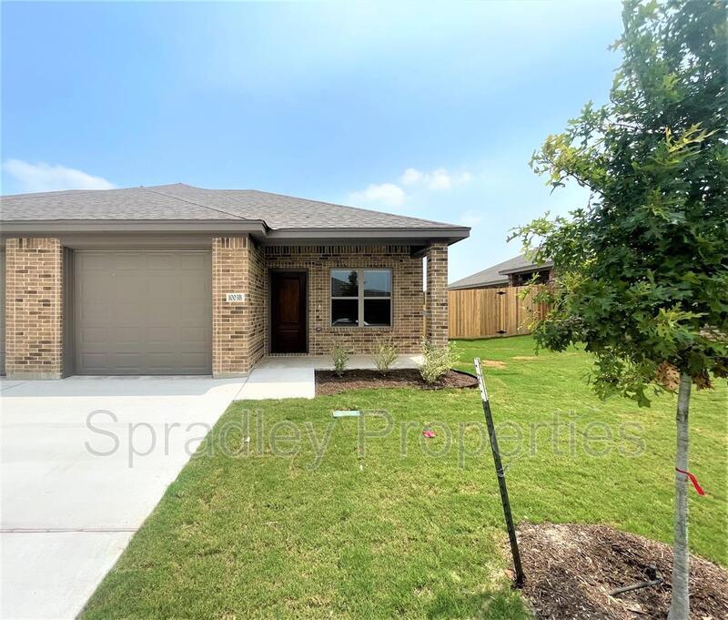 1003B Sparrow Cove, Troy, TX 76579 Condo for Rent in Troy, TX