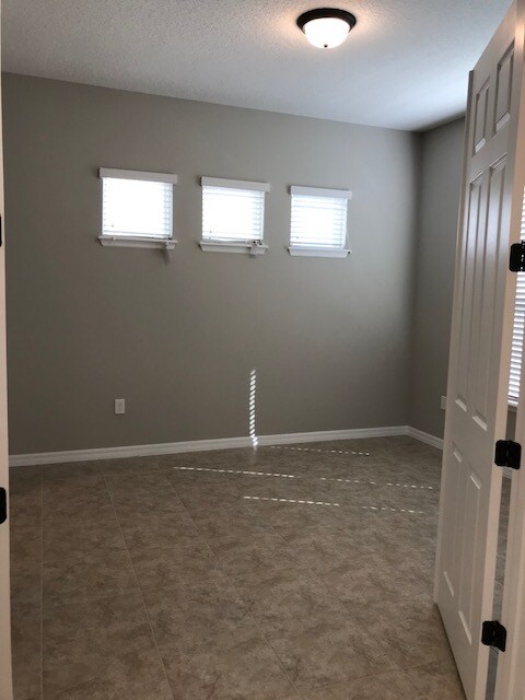 Foto del edificio - 12635 Salomon Cove Dr