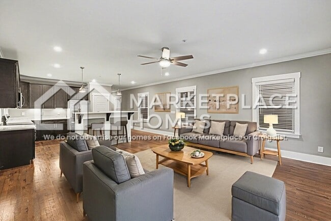 Building Photo - 122 Valley View St