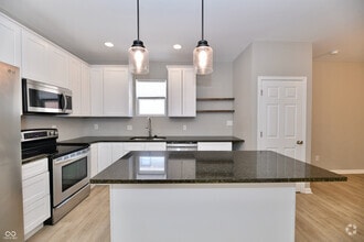 Building Photo - 1338 Barth Ave