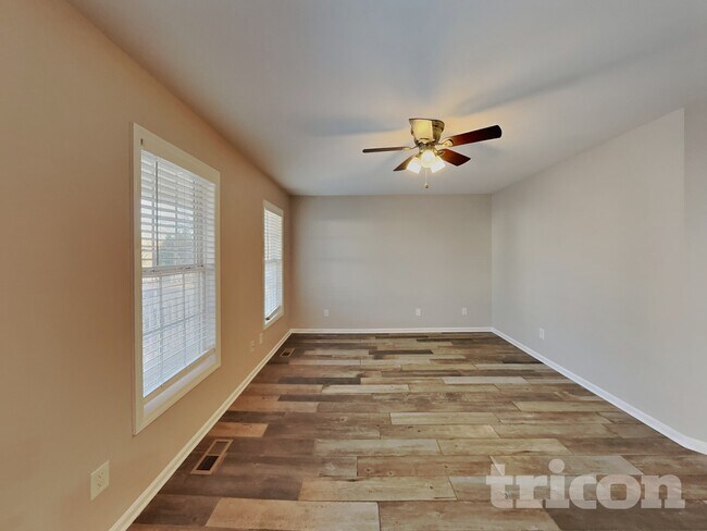 Foto del edificio - 1117 Woodbriar St