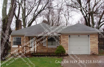 Building Photo - 4040 Costa Ave NE