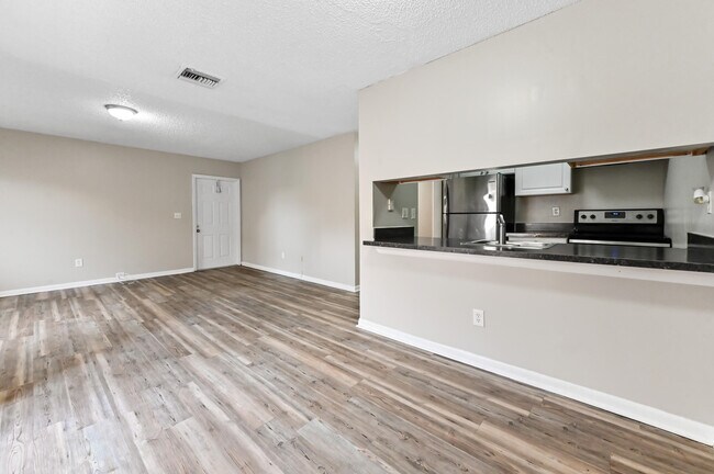 Foto del edificio - 6041 10th Ave N