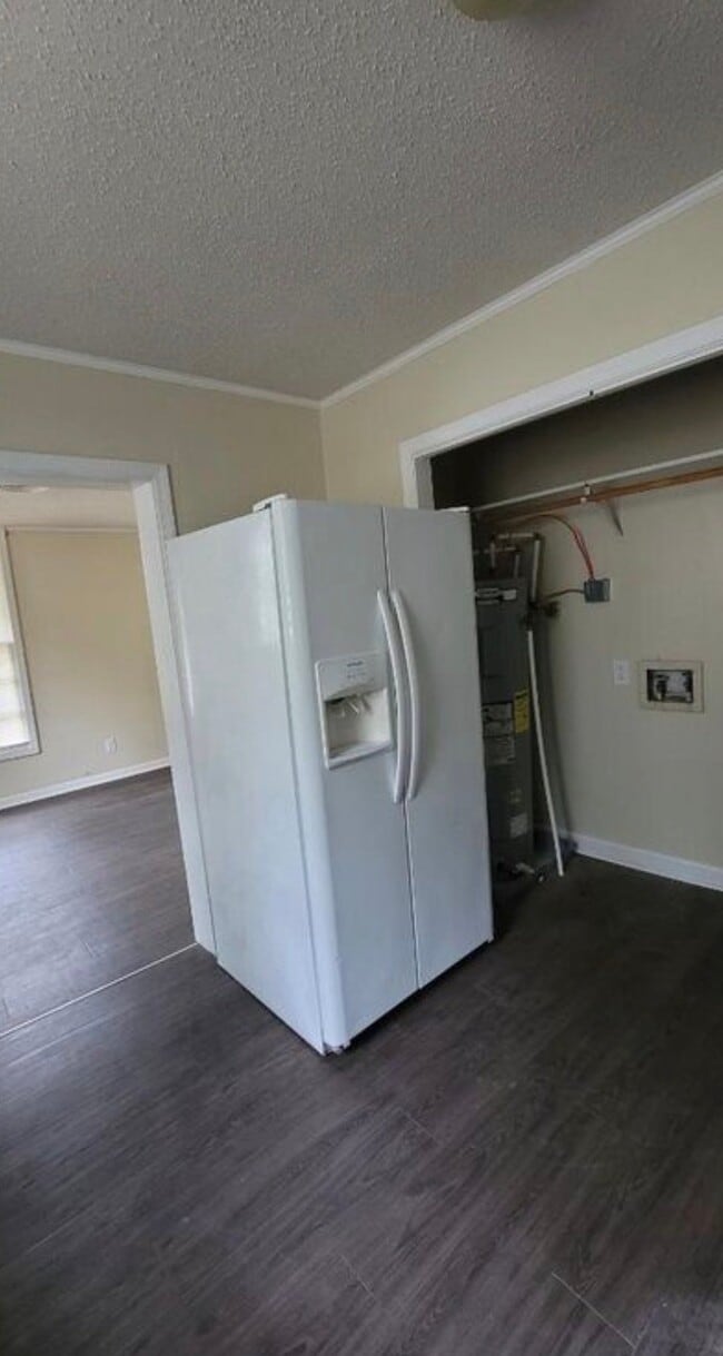 Building Photo - 308 Forrestal Ln