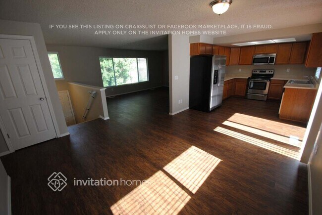 Building Photo - 12813 53rd Ave NE