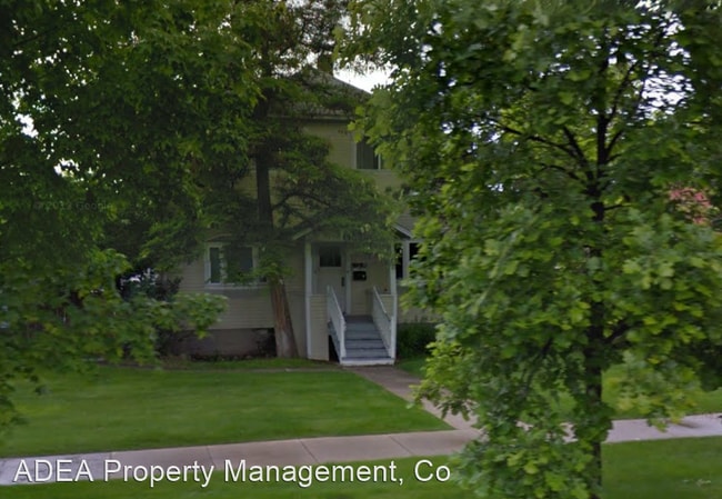 Building Photo - 145 Brooks St