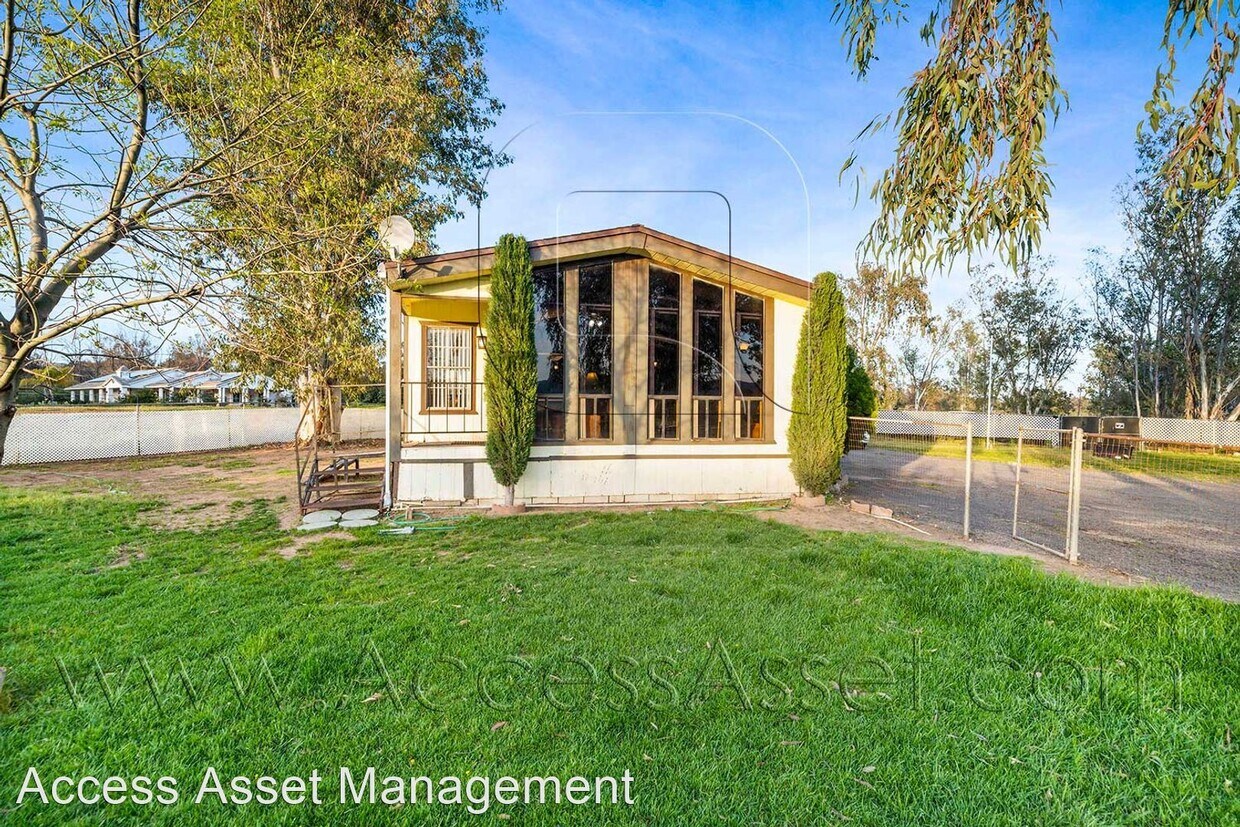 2 br, 2 bath House 28430 El Toro Rd House Rental in Lake Elsinore