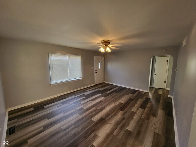 Foto del edificio - 3151 W 18th St