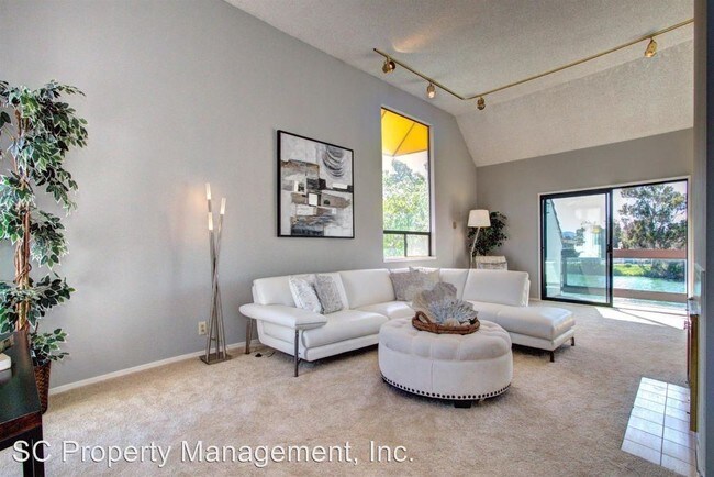 Building Photo - 680 Portofino Ln