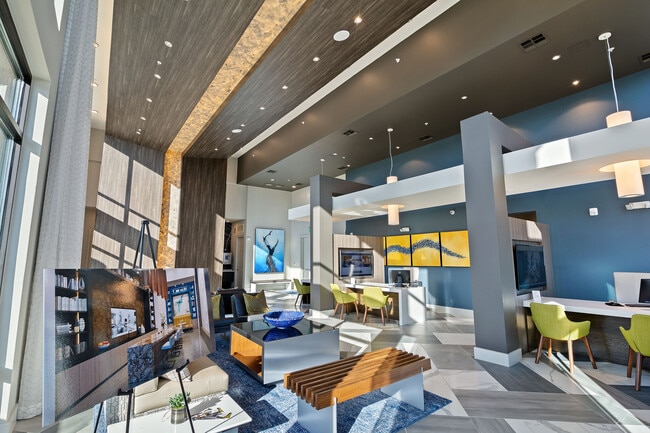 Building Photo - The James at Canyon Creek