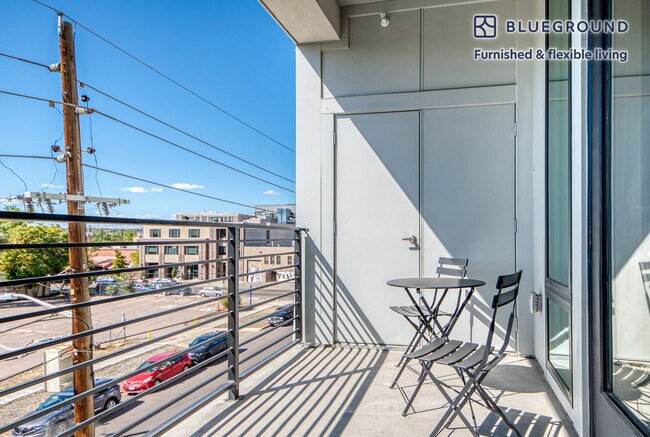 Foto del edificio - 3235 Larimer St