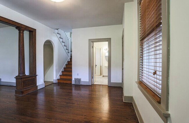 Foto del edificio - Beautiful 4 Bedroom Home Near Blackstone!