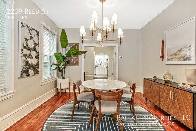 Foto del edificio - 2239 Reed St
