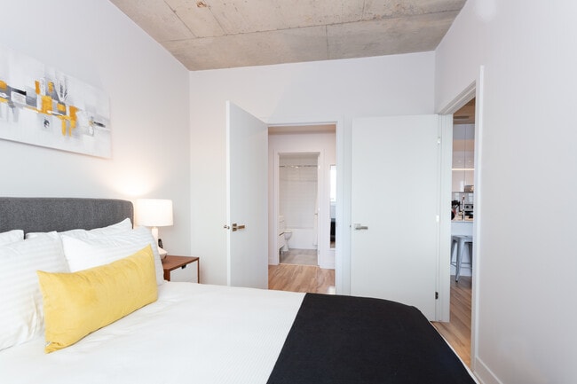 Building Photo - Lumeo Appartements