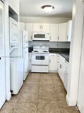 Building Photo - 8577 SW 109th Ave