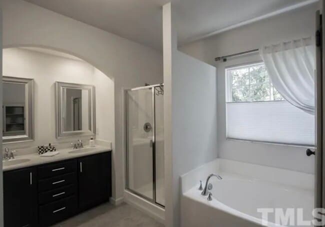 Foto del edificio - 756 Treviso Ln