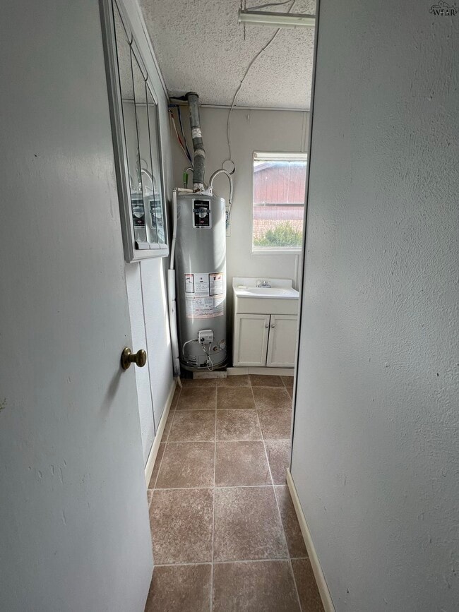 Foto del edificio - 103 N Hawthorne Ave