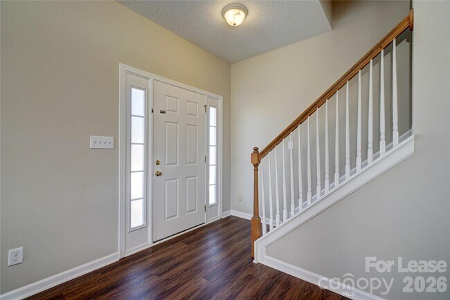 Building Photo - 2034 Wexford Way