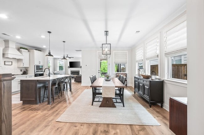 Building Photo - 4BR, 3.5BA home - Williamson County’s most desirable communities and areas