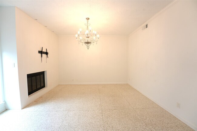 Foto del edificio - 4109 Meyerwood Dr