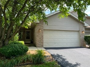 Building Photo - 16501 Nottingham Ct