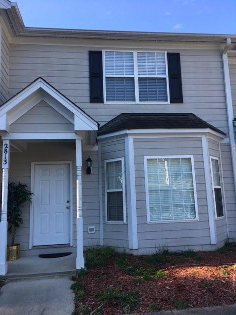 Building Photo - 2813 Bennington Dr