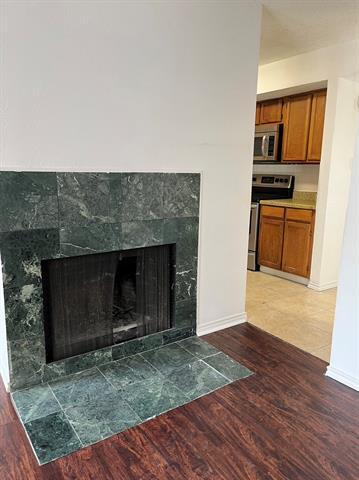 Foto del edificio - 9809 Walnut St