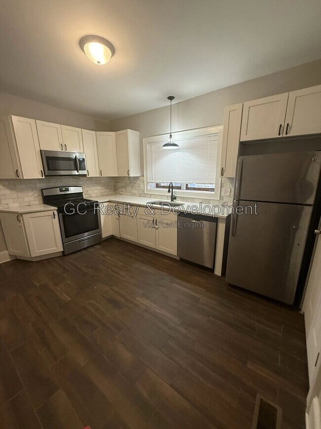 Foto del edificio - 2326 W 25th St