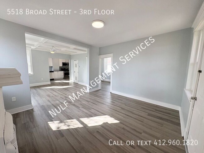 Foto del edificio - 3 bed, 2 bath apartment in Garfield