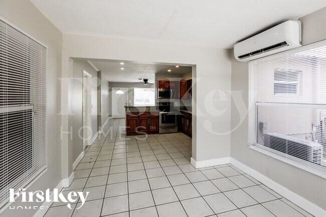 Foto del edificio - 6528 Fletcher St